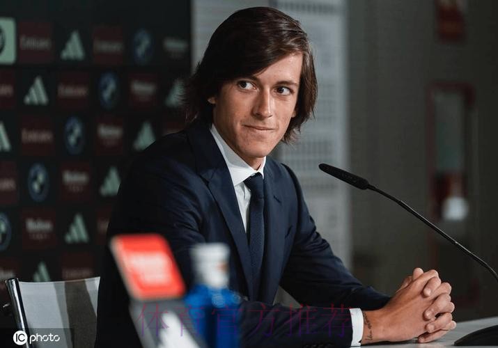 皇马将会讨论新赛季建队模式 会签下3-4位新援 皇马将会讨论新赛季建队模式 会签下3-4位新援